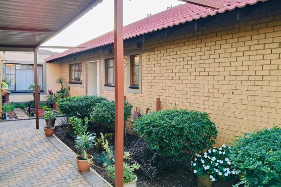4 Bedroom Property for Sale in Vaalpark Free State